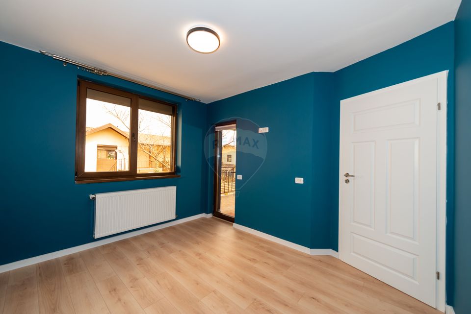 5 room House / Villa for sale