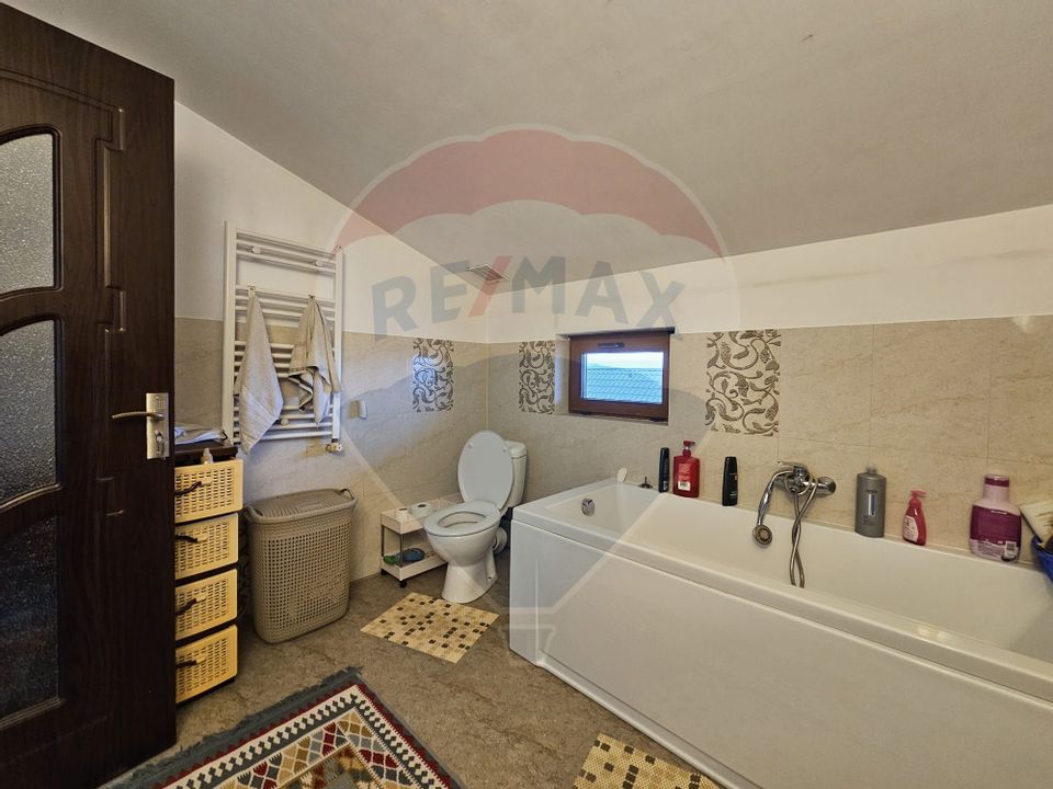 5 room House / Villa for sale