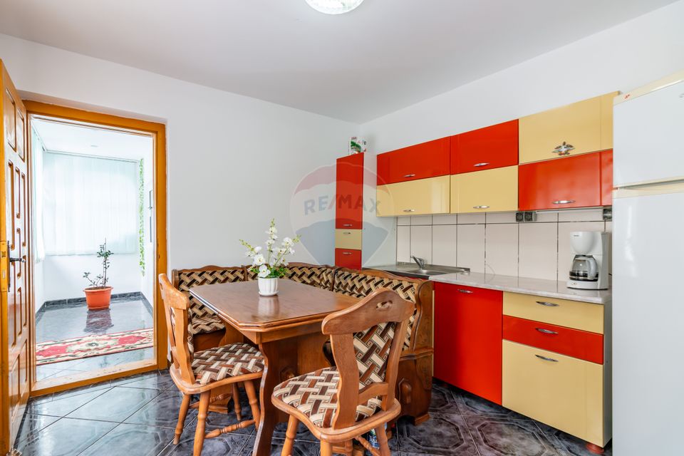 Casă / Vilă de vânzare Picior de Munte, Dambovita