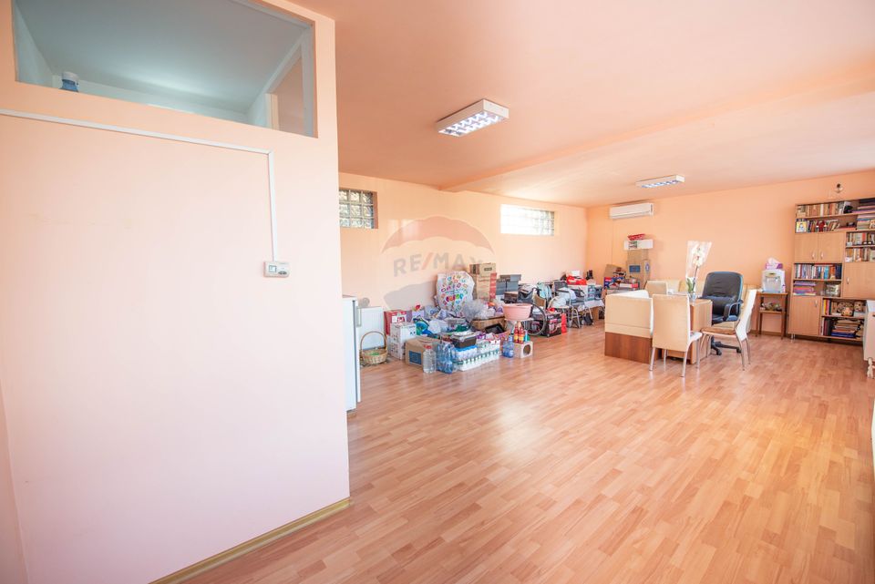 Casa cu 4 camere de vanzare, 157 mp utili,  Calarasi