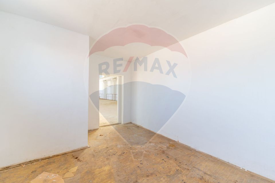 Spațiu industrial Parc Uta 1 - 696 mp utili