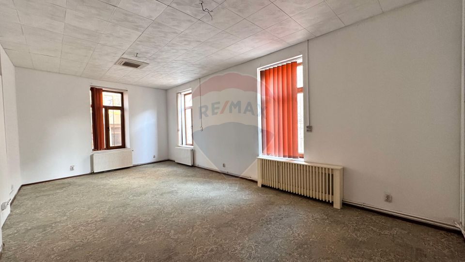 Vila de vanzare in zona peninsulara Constanta