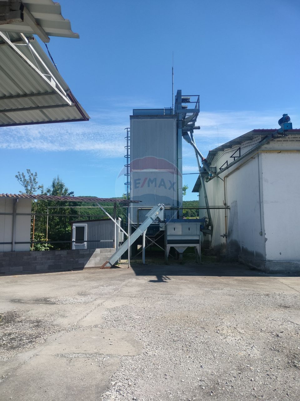 2,500sq.m Industrial Space for sale, Est area