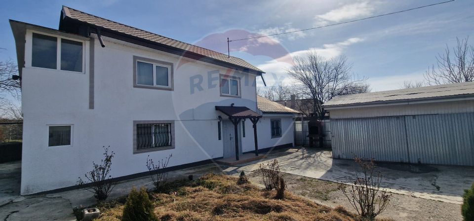 4 room House / Villa for sale, Central area