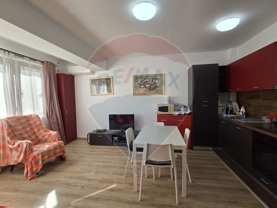 DE VANZARE Apartament cu 3 camere CLUB LAC SNAGOV