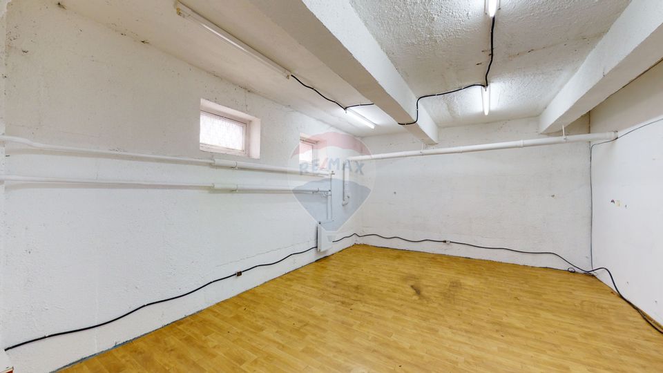 Semi-basement commercial space Bucurestii Noi / Straulesti Metro
