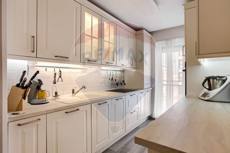 Apartament 3 camere si parcare Adora Park