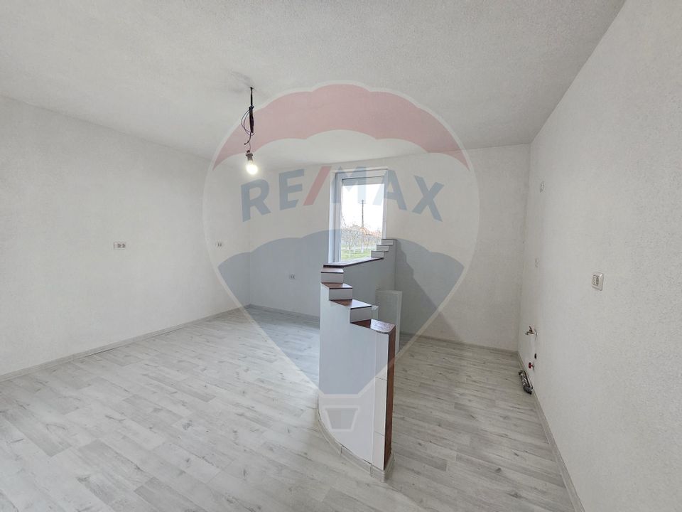 3 room House / Villa for sale
