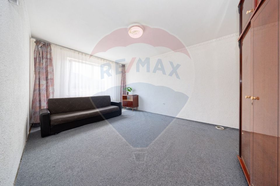 Apartament 3 camere | Vedere Lacul Noua