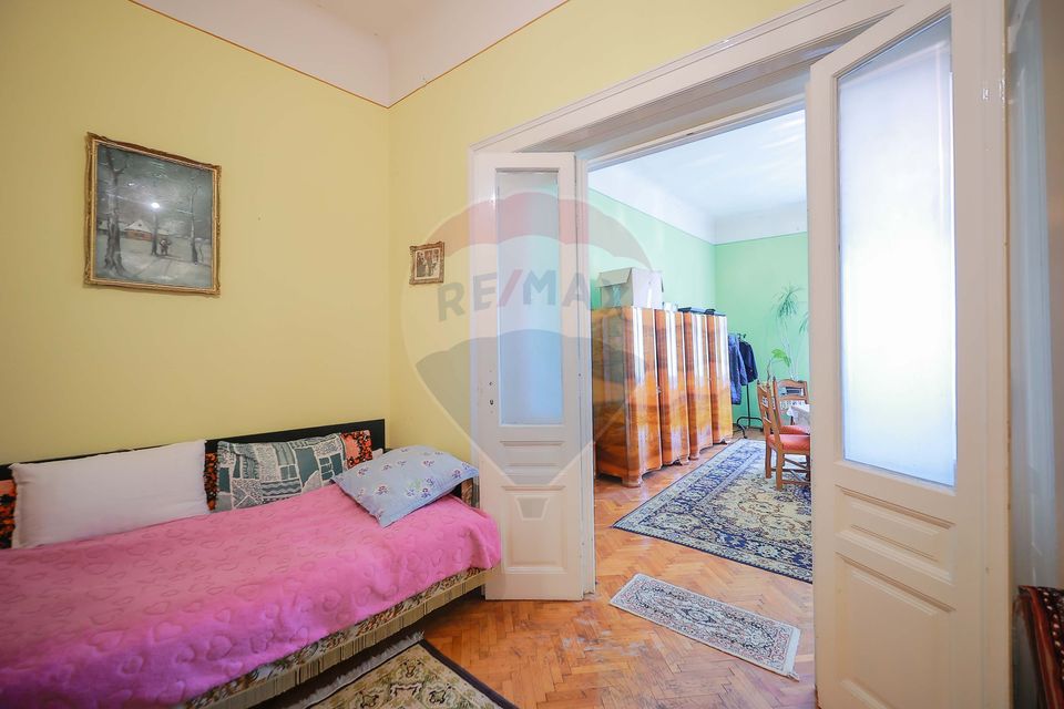 5 room Apartment for sale, Ultracentral area