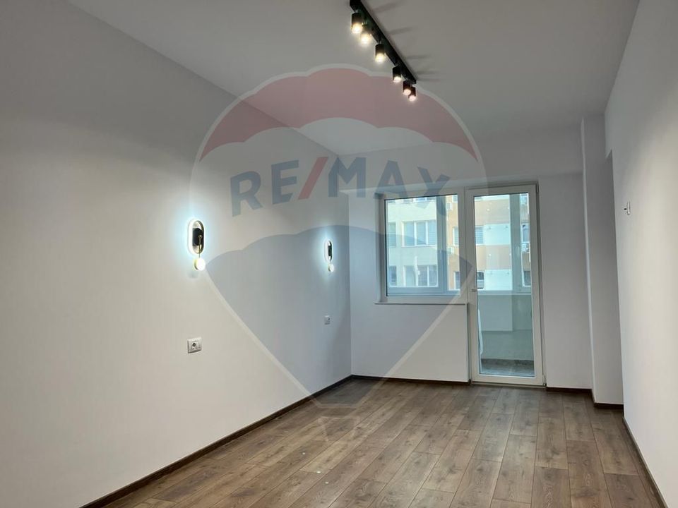 Apartament 3 camere in bloc nou de vanzare