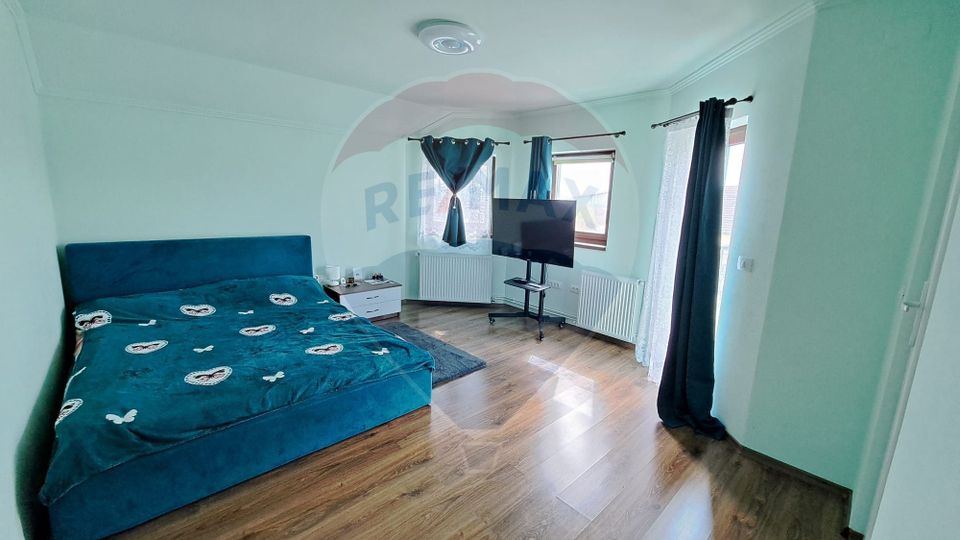 5 room House / Villa for sale, Cetate area