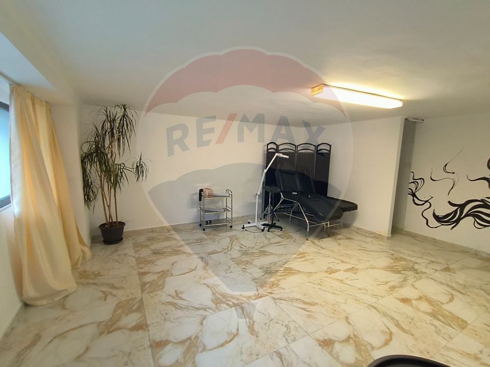 165sq.m Commercial Space for rent, Plopilor area