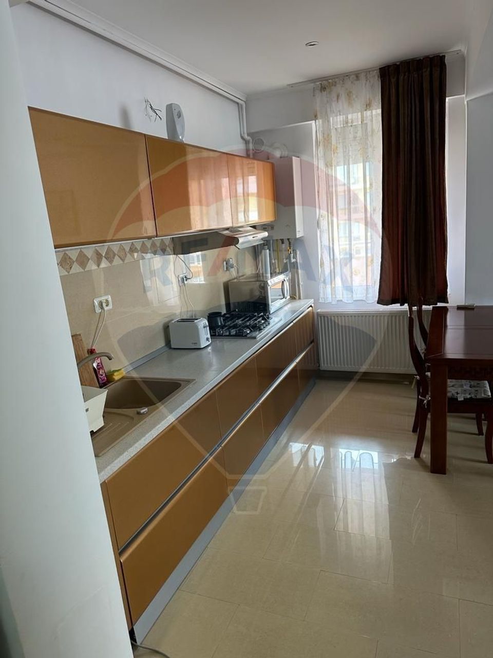 Apartament cu 2 camere de vânzare în Mamaia Nord