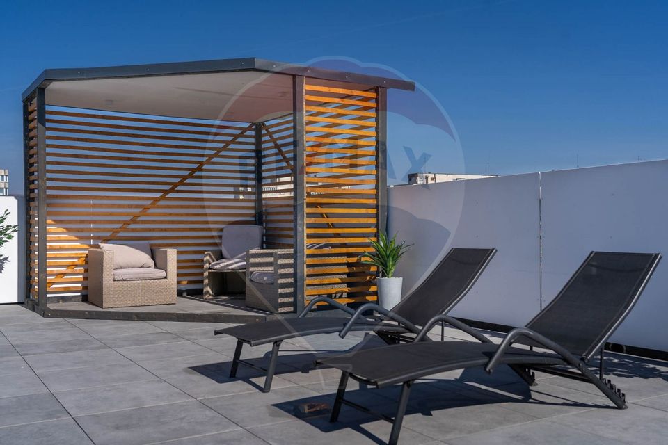 Apartament cu 3 camere de inchiriat in zona Intre Lacuri