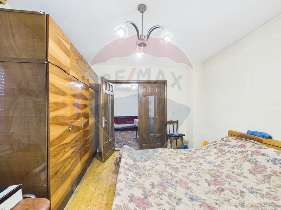 Casă cu curte de vanzare Ferentari- Salaj