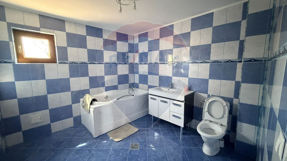 4 room House / Villa for sale