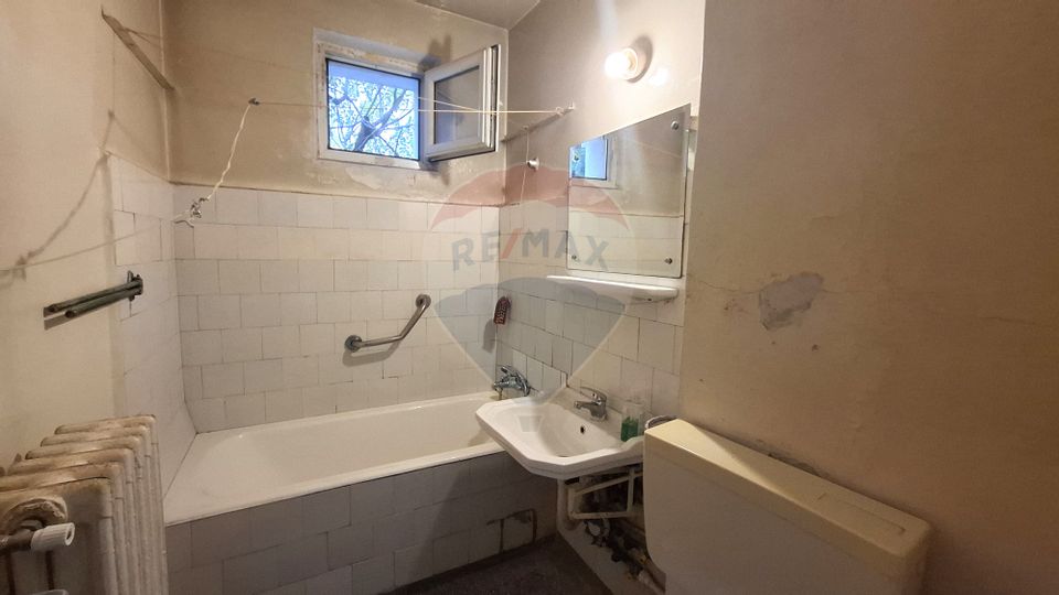 For sale 3 room apartment Drumul Taberei, Metro Favorit