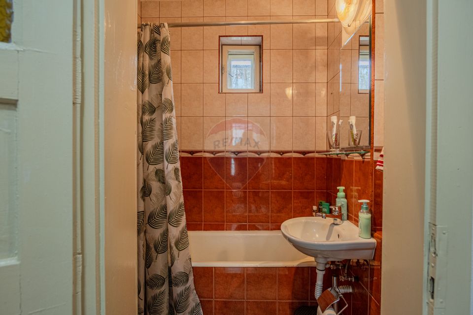 COMISION 0%| CASA DE VANZARE| 4 CAMERE| TEREN 597 MP|