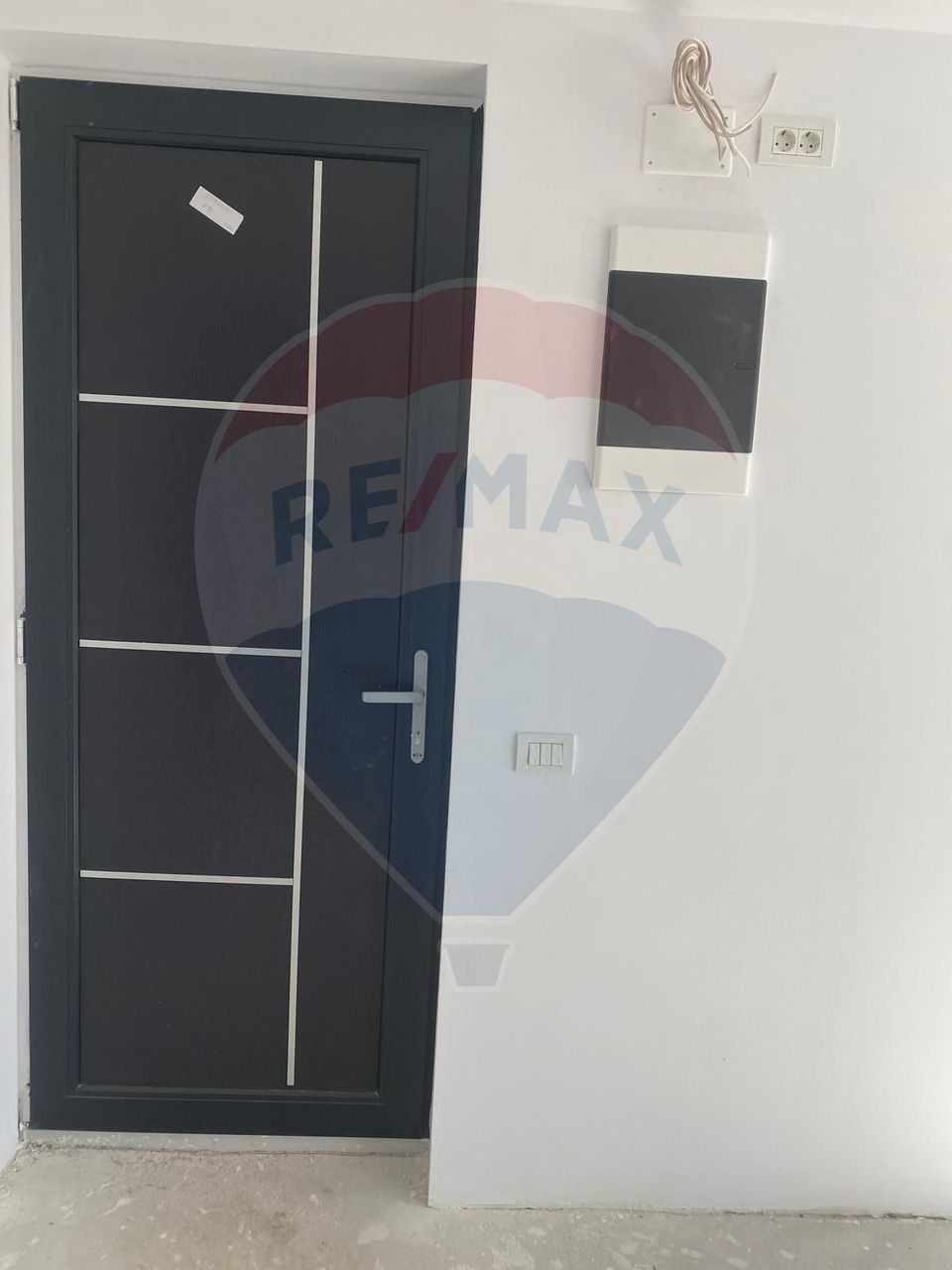 DE VANZARE Vila tip Quadruplex OTOPENI