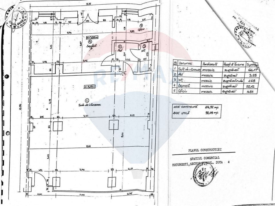 De inchiriat spatiu comercial / Vitrina stradala/ Gara de Nord/ 98mp