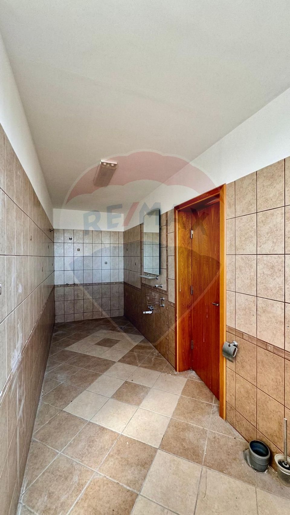 12 room House / Villa for rent, Central area