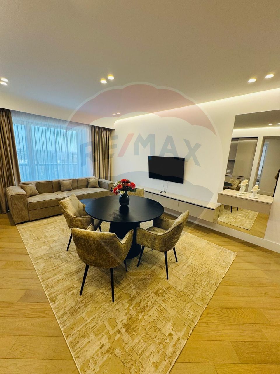 DE INCHIRIAT Apartament 3 camere – Cortina 126, Iancu Nicolae