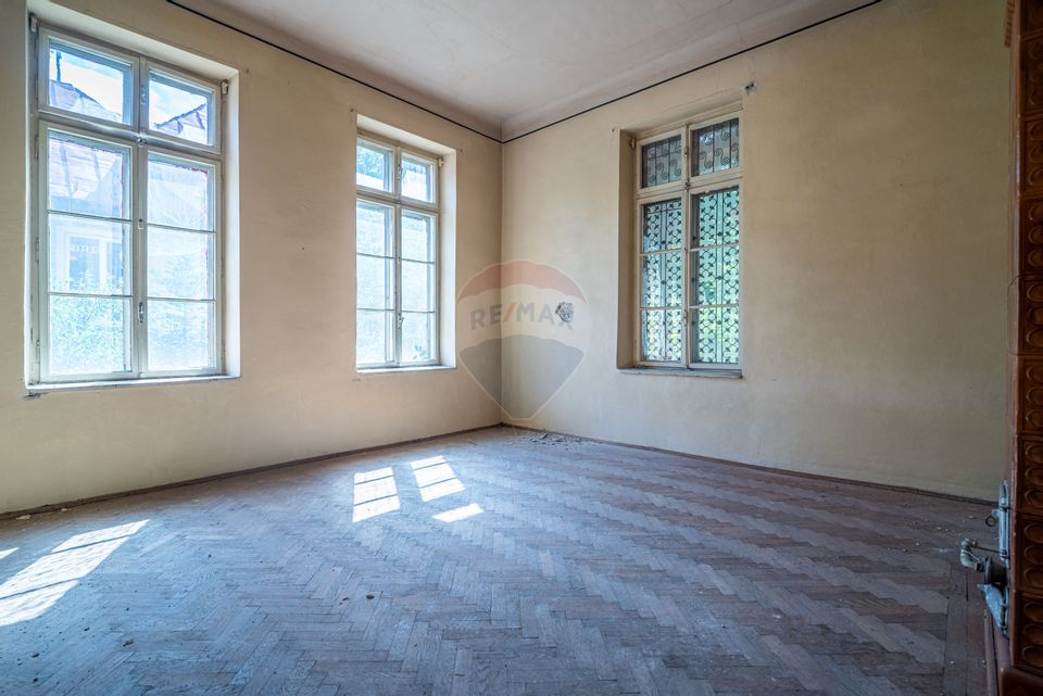 Oportunitate! Vila cu arhitectura spectaculoasa ultracentrala, Sinaia