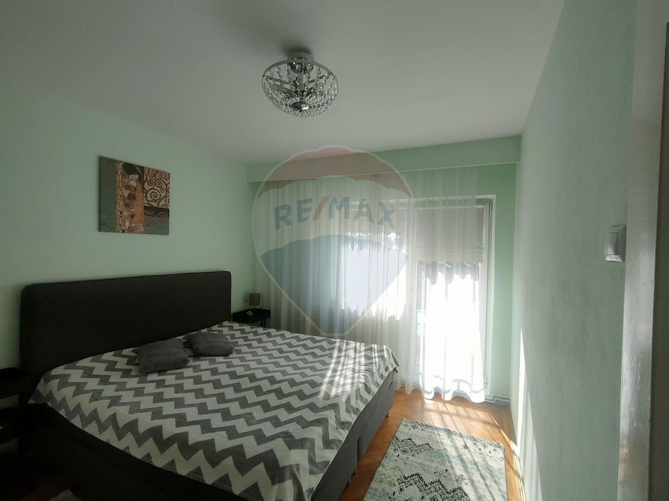 Apartament cu 3 camere de inchiriat