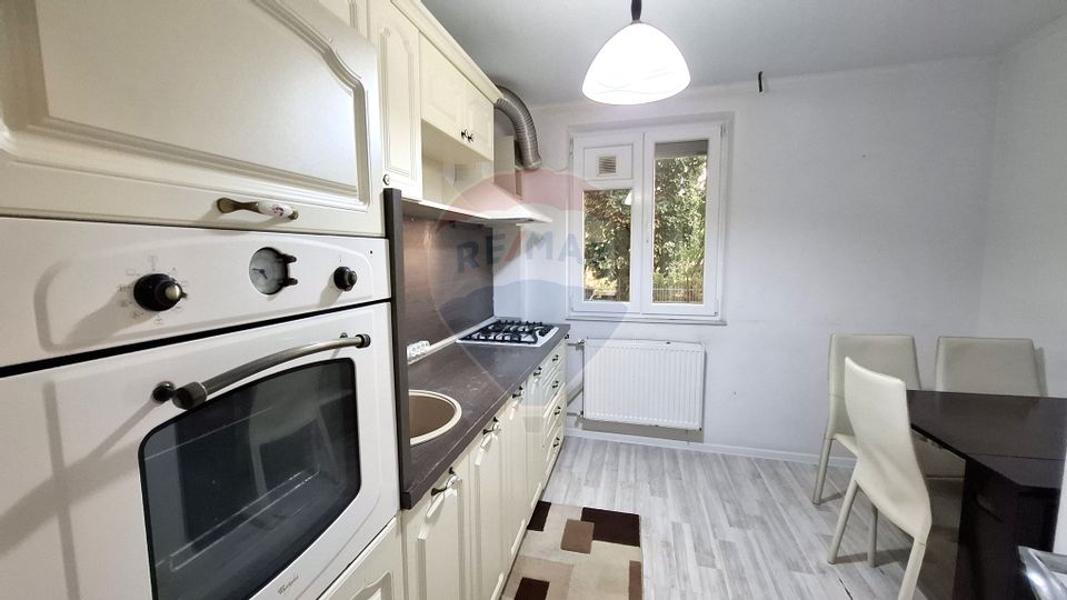 3 room Apartment for sale, Titan area