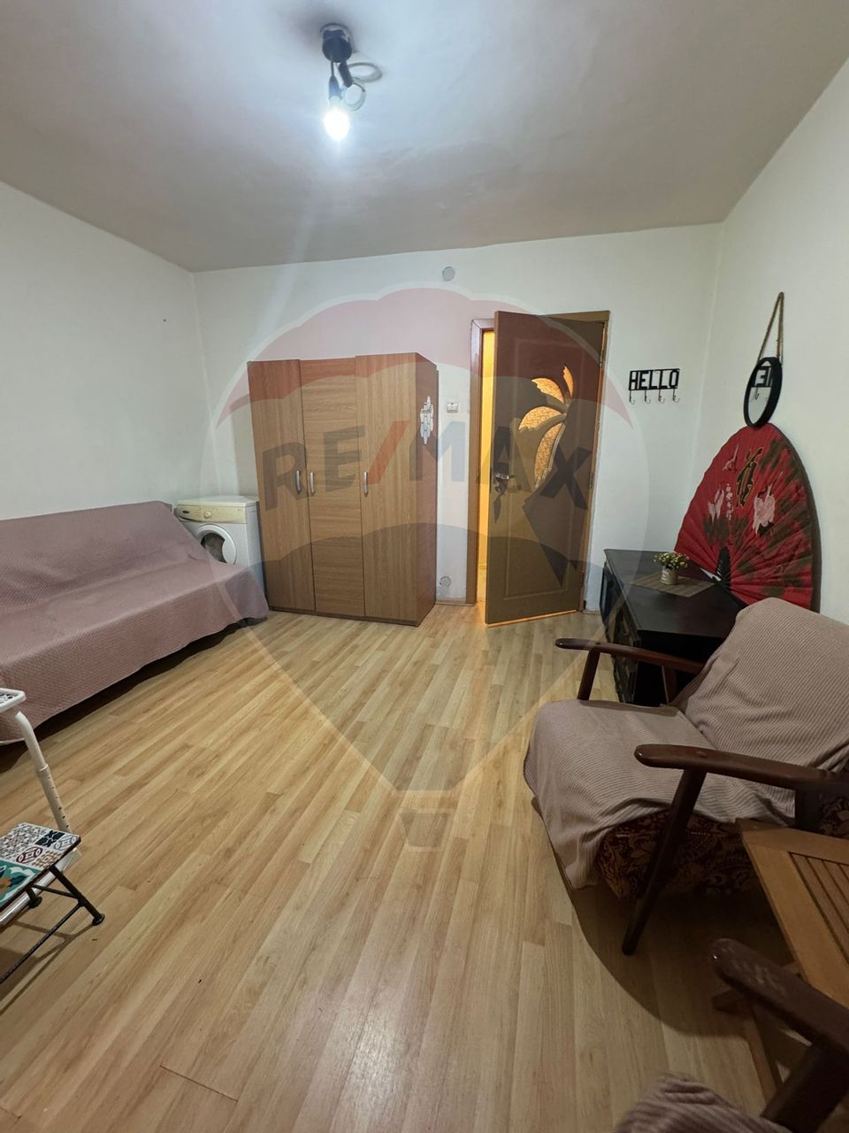 Garsoniera decomandata, etaj1/4,  libera, utilata