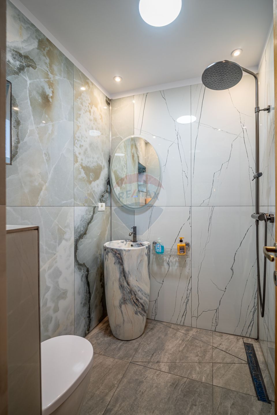 7 room House / Villa for sale, Central area