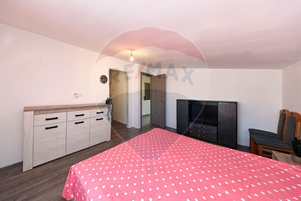 5 room House / Villa for sale
