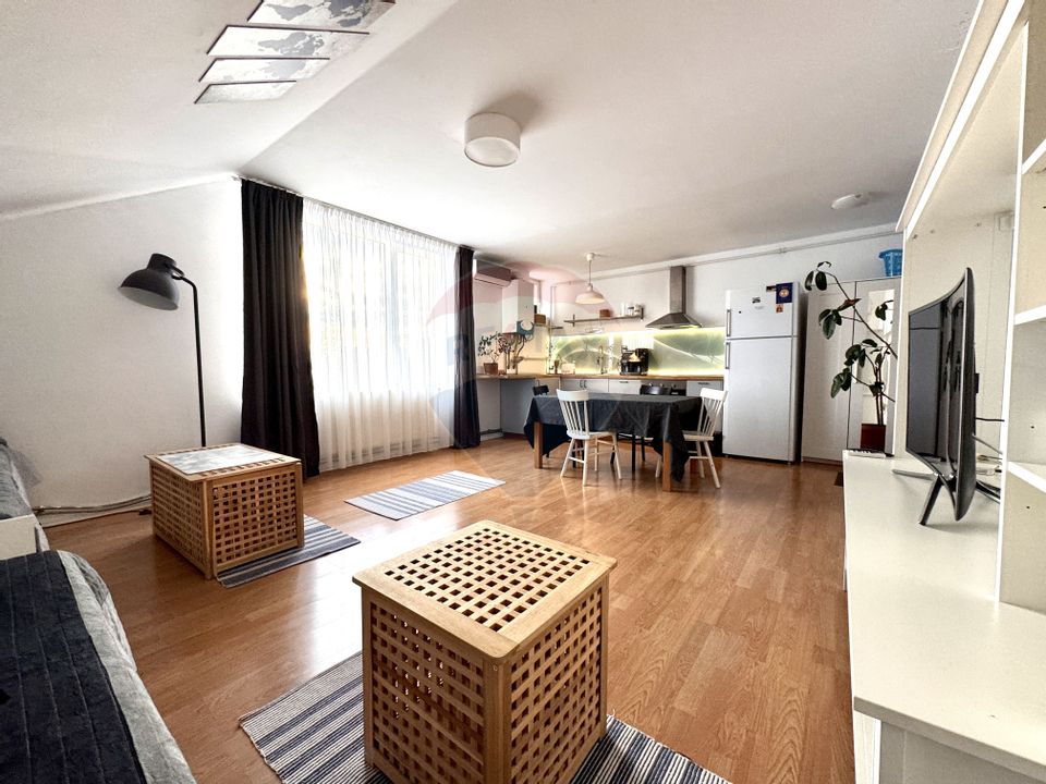 Tot ce ai nevoie – apartament complet mobilat și utilat de închiriat!