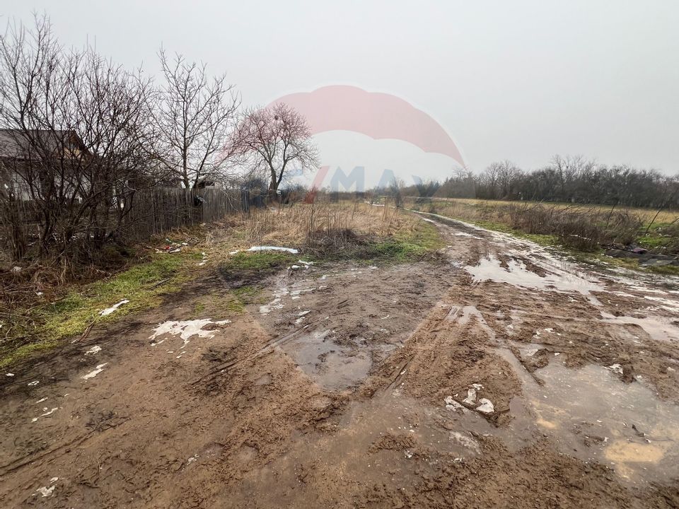 Land 1,520sqm Peris / Strada Petrolistului