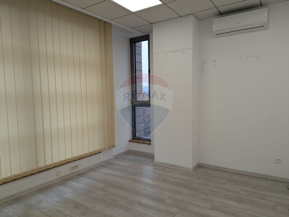 Spațiu de birouri de 251mp de închiriat în zona Aviatorilor