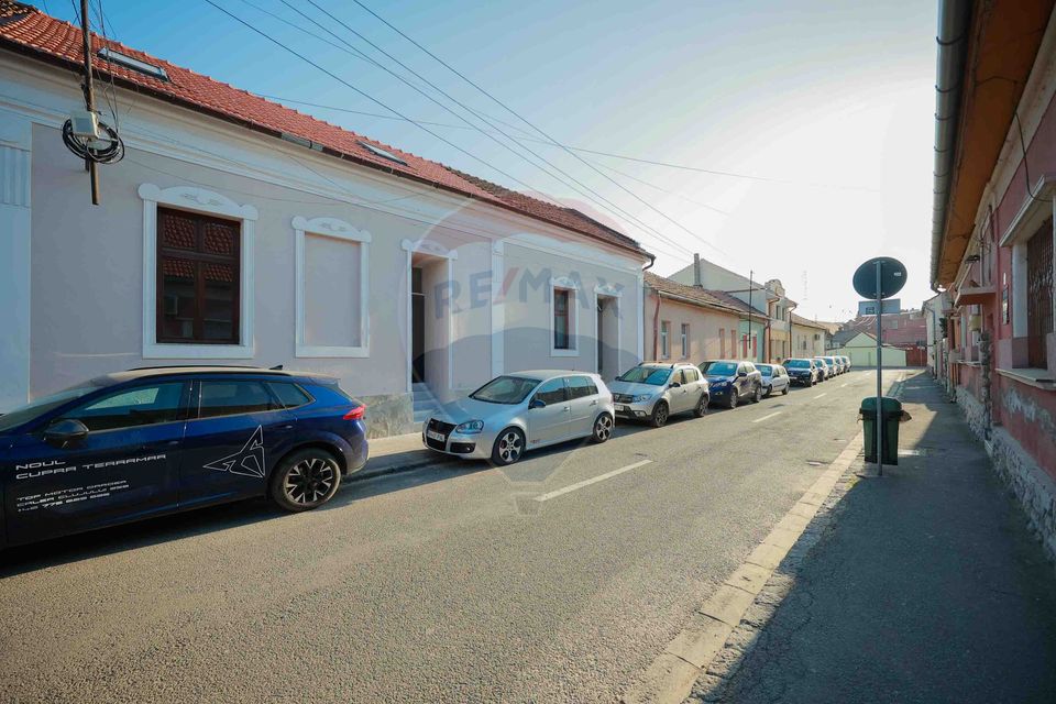 4 room Apartment for sale, Ultracentral area