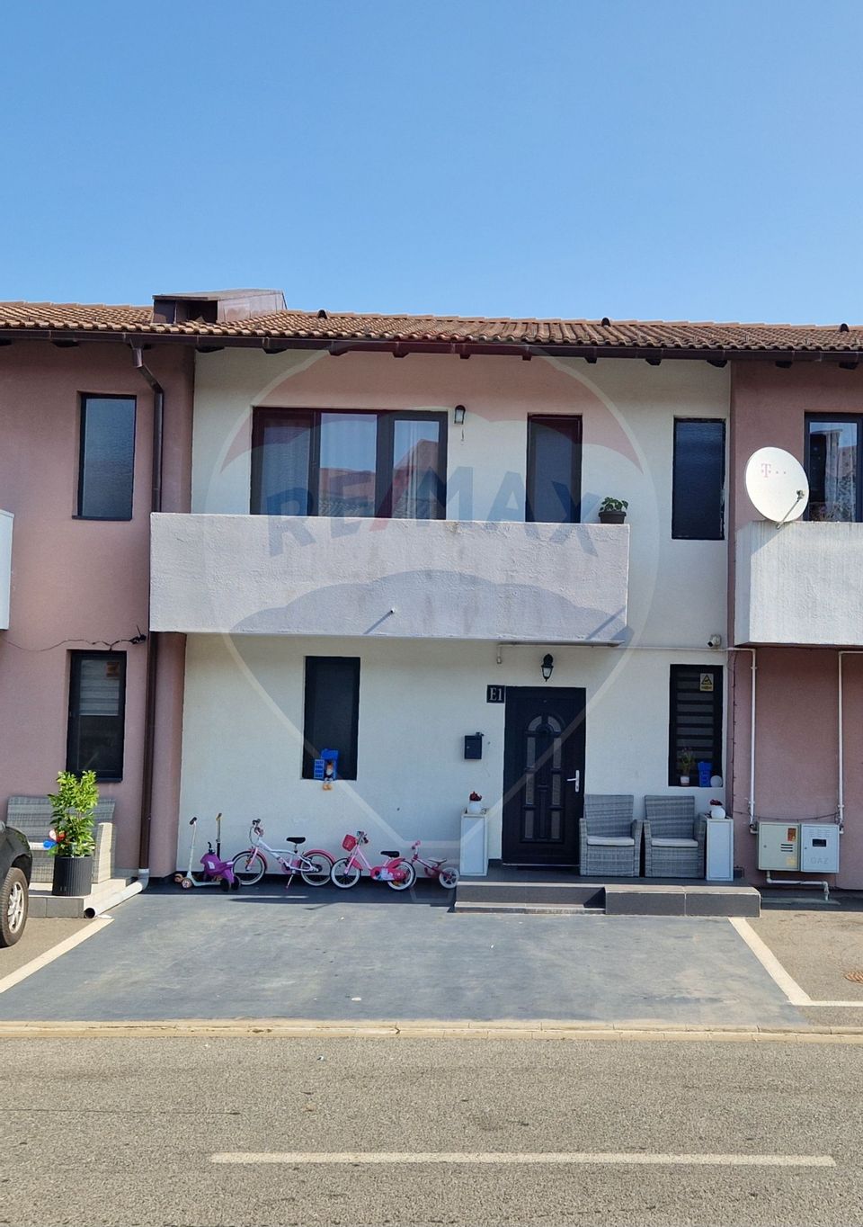 4 room House / Villa for sale