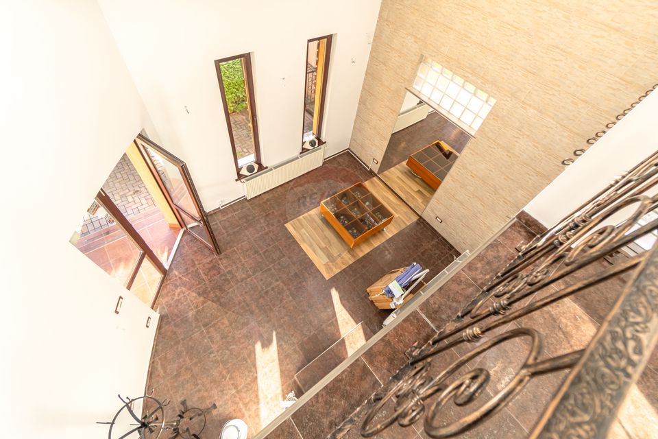 Spațiu de închiriat în Tractorul – 125 mp, renovat