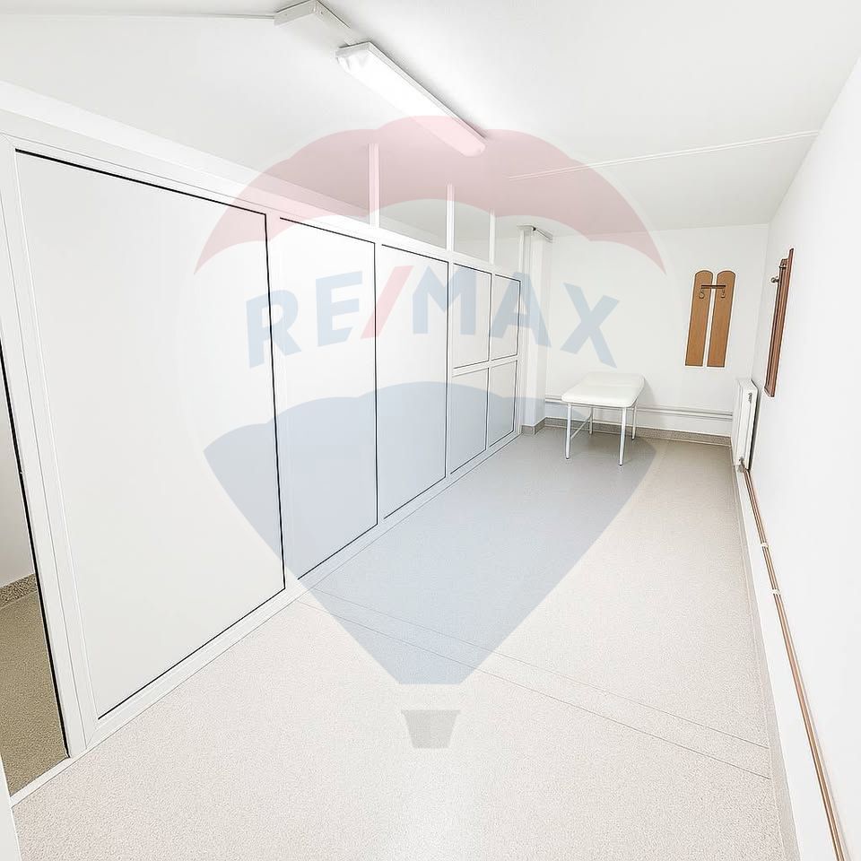 Spațiu comercial pentru clinică / laborator / cabinet medical