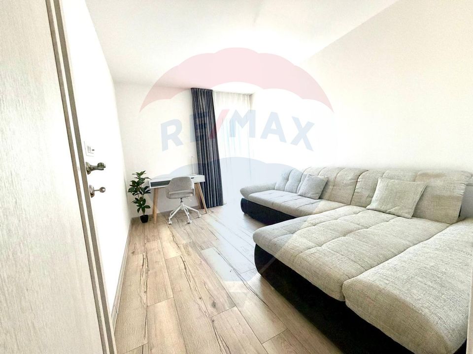 Apartament cu 3 camere de vânzare AVANERA