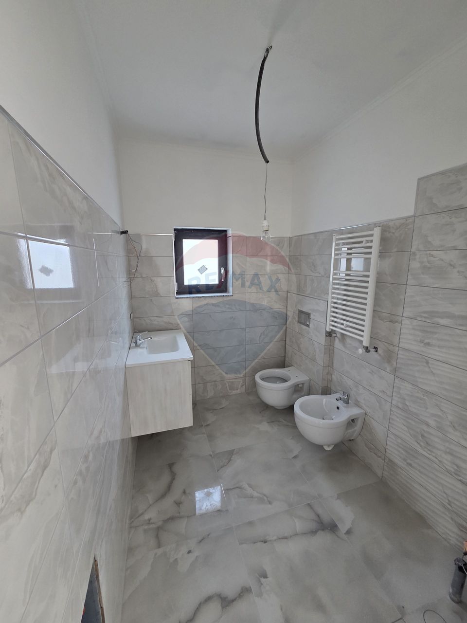 Casa Golesti, Comision 0%