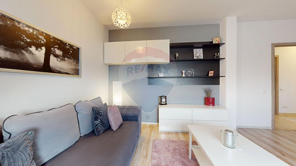 2 room Apartment for rent, Tractorul area