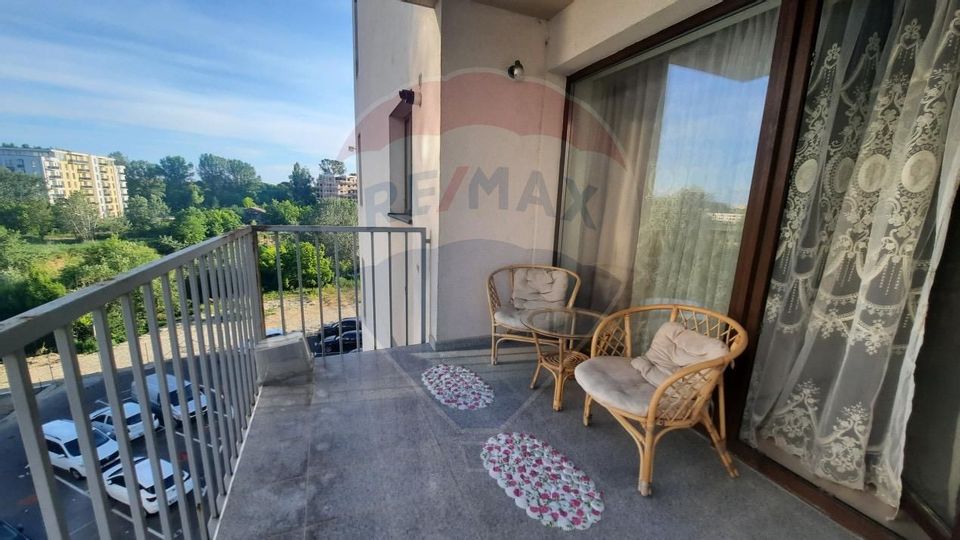 Apartament de închiriat 3 camere Class Park prima inchiriere