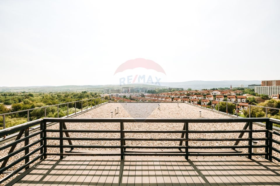 Apartament penthouse pe doua niveluri (4 camere)