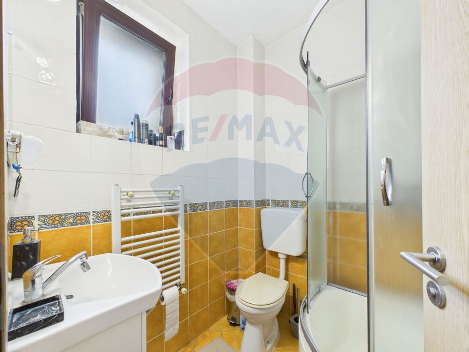 5 room House / Villa for sale