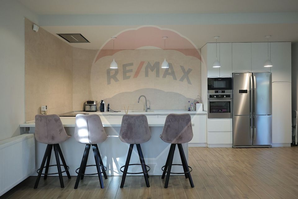 5 room House / Villa for sale