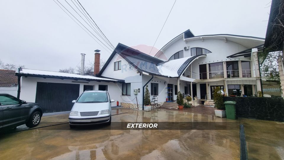 10 room House / Villa for sale, Central area