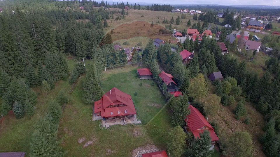 Casă de vacanță, de vânzare, pretabilă locuință sau afacere hotelieră