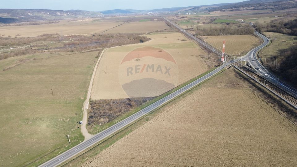 Land 19,319sqm Hoghilag / Strada Principala